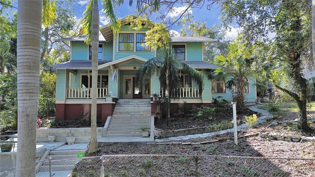 682 ROSER PARK DRIVE S ST PETERSBURG, FL 33701