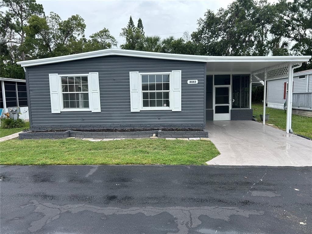 4443 TUCKER SQUARE NEW PORT RICHEY, FL 34652