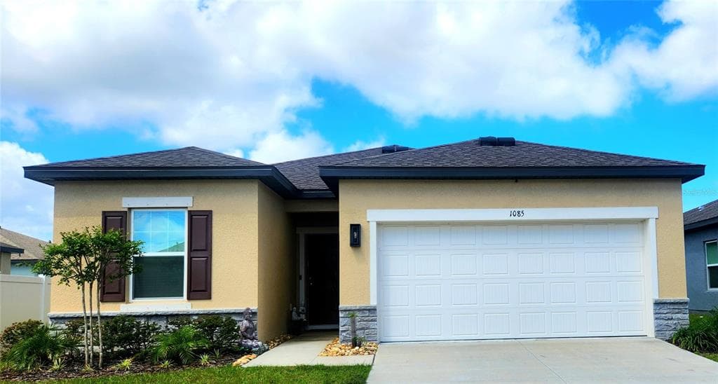 1085 KELLY FERN LOOP RUSKIN, FL 33570