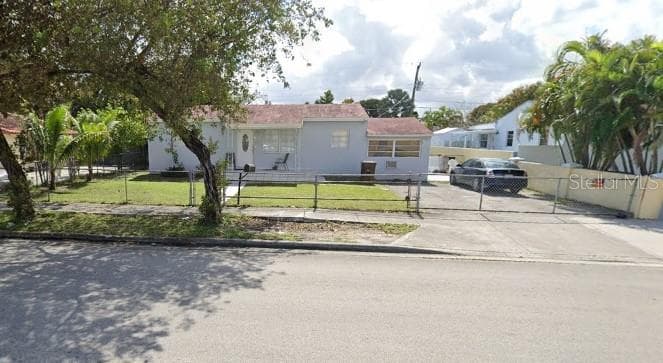 30 W 53RD TERRACE HIALEAH, FL 33012