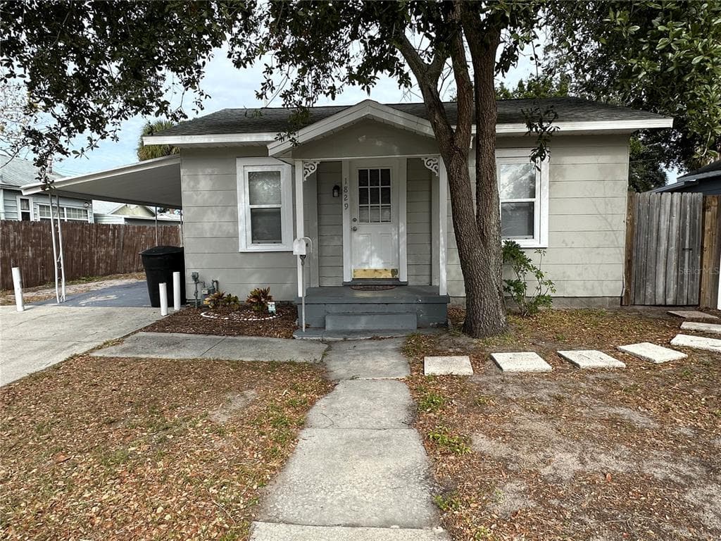 1829 31ST AVENUE N ST PETERSBURG, FL 33713