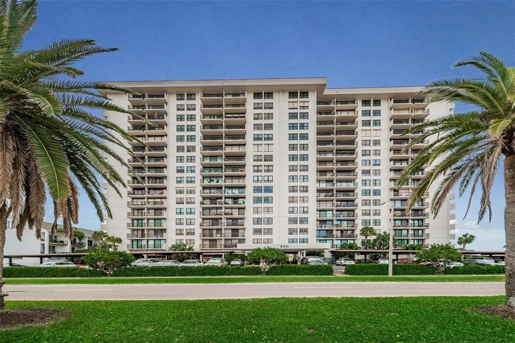 400 ISLAND WAY UNIT 1204 CLEARWATER, FL 33767