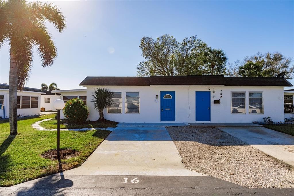 16 TANGERINE COURT