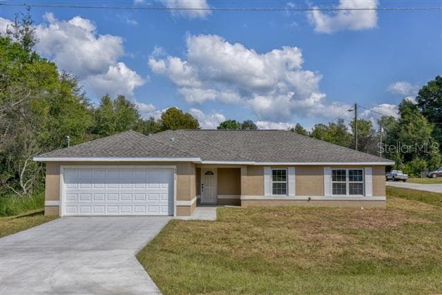 20 FISHER TRAIL PASS OCKLAWAHA, FL 32179