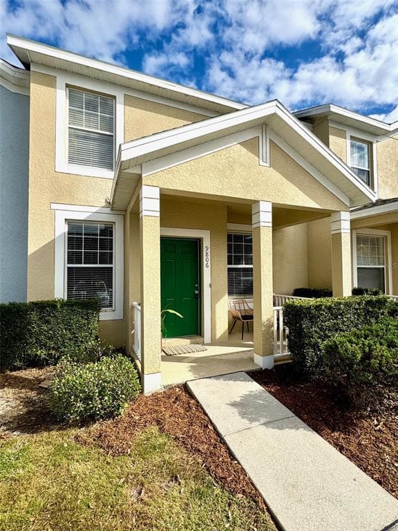 9806 CARLSDALE DRIVE RIVERVIEW, FL 33578