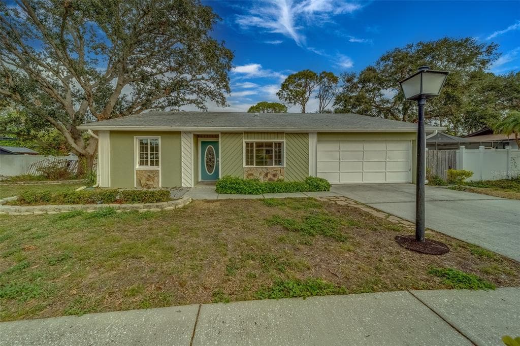 12459 104TH TERRACE LARGO, FL 33778