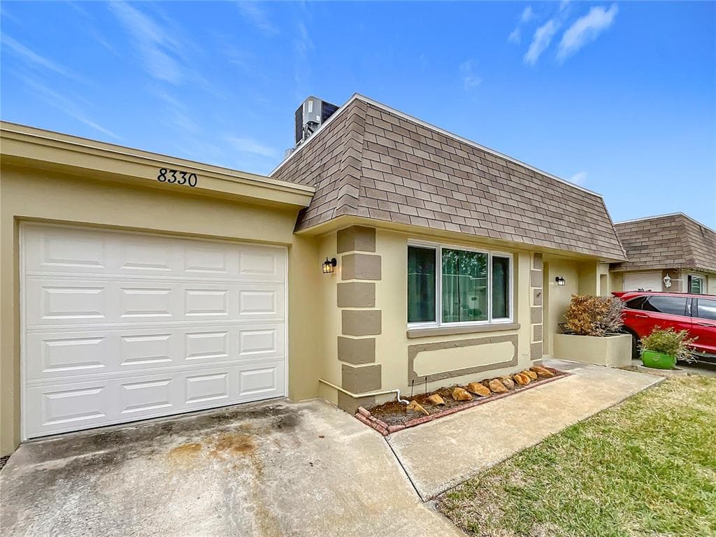 8330 VENDOME BOULEVARD N PINELLAS PARK, FL 33781