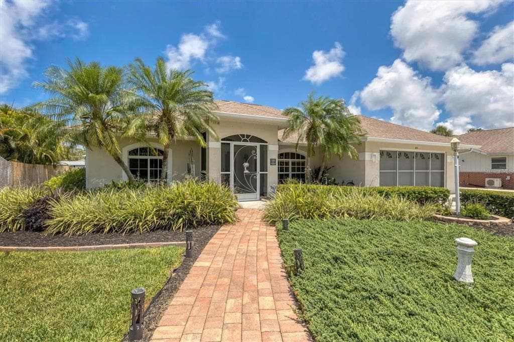 816 LEEWARD ROAD VENICE, FL 34293