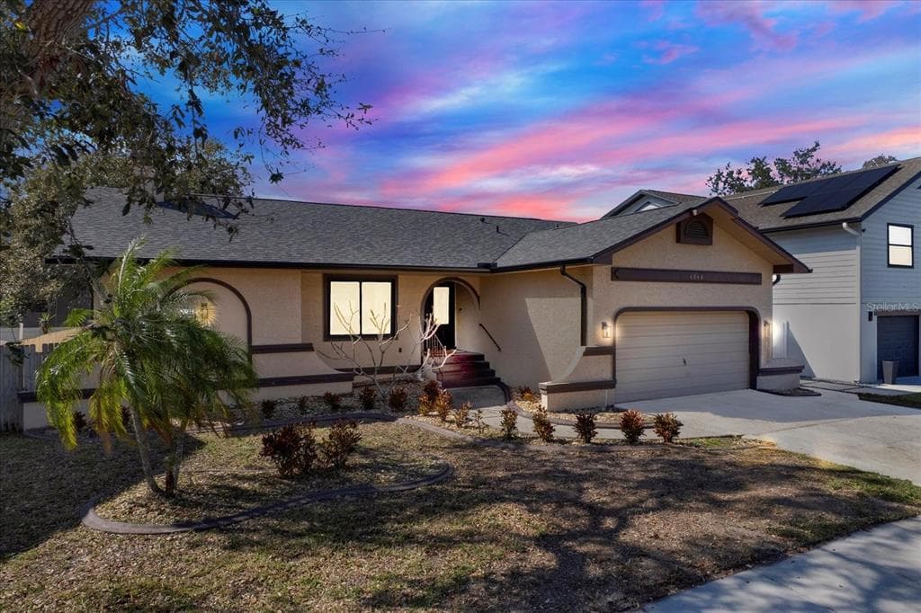 4940 CARDINAL TRAIL PALM HARBOR, FL 34683