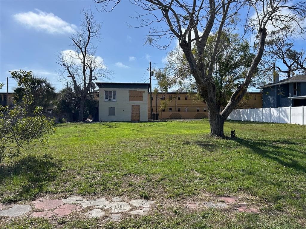 3418 2ND AVENUE S ST PETERSBURG, FL 33711