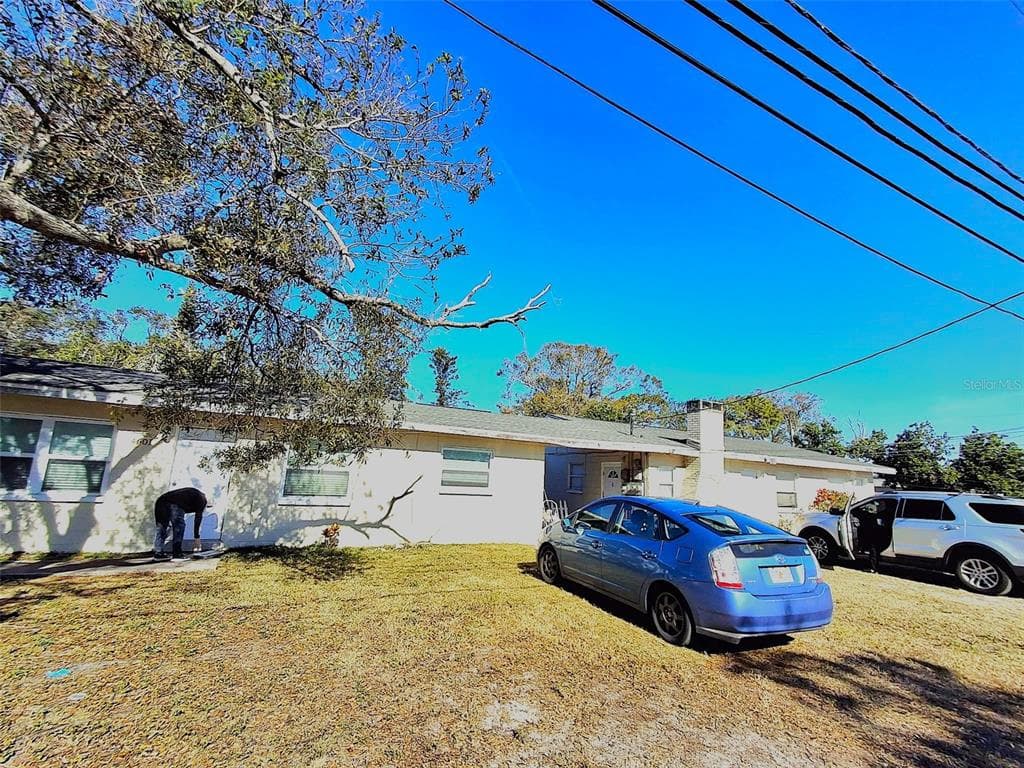 3947 MOHR AVENUE N ST PETERSBURG, FL 33714
