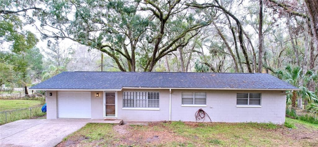 520 JEWEL STREET BROOKSVILLE, FL 34601