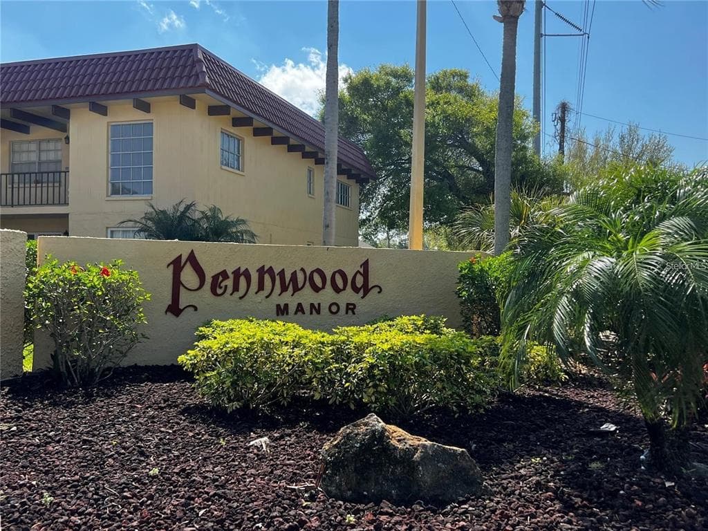 1845 S HIGHLAND AVENUE UNIT 5-4 CLEARWATER, FL 33756