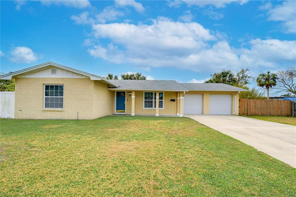 8504 WOODALL COURT