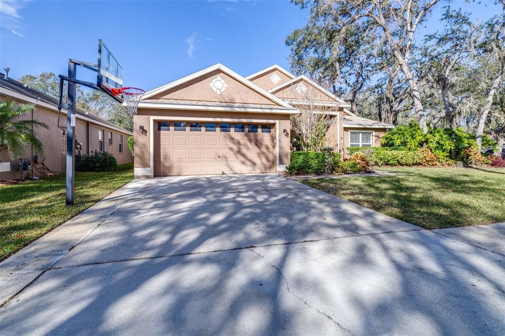 6003 TEALSIDE COURT LITHIA, FL 33547