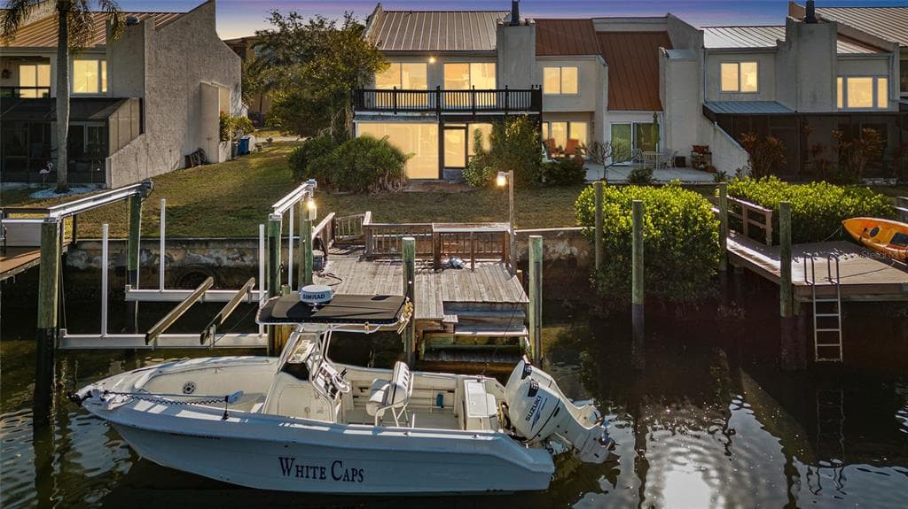 4344 OUTRIGGER LANE TAMPA, FL 33615
