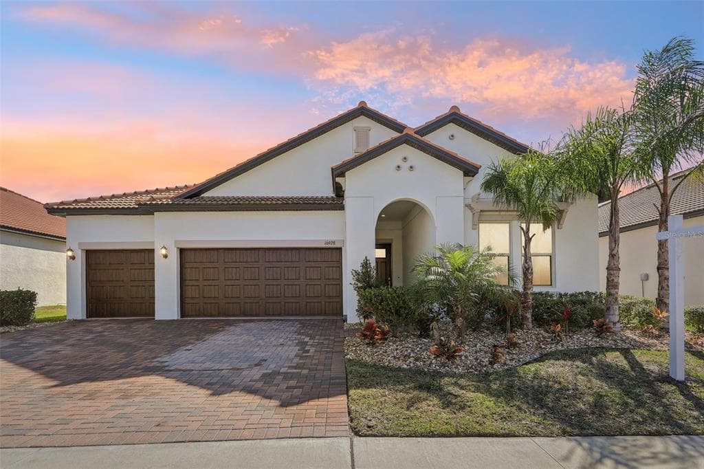 16928 CLEAR CORK DRIVE ROAD WIMAUMA, FL 33598