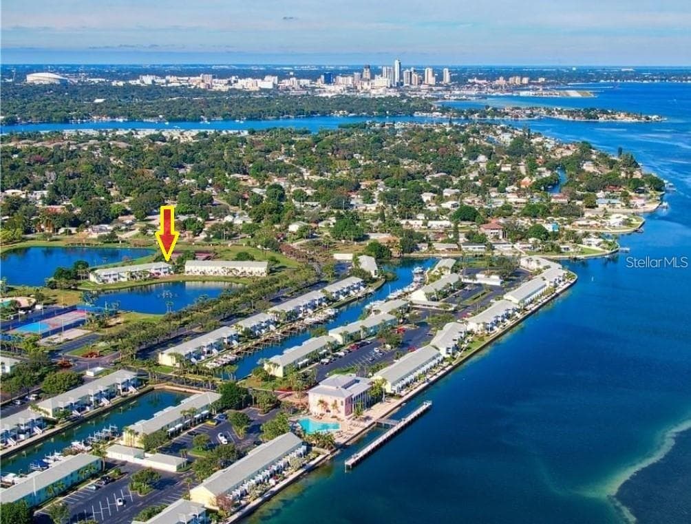 4816 SNOOK DRIVE SE UNIT A ST PETERSBURG, FL 33705