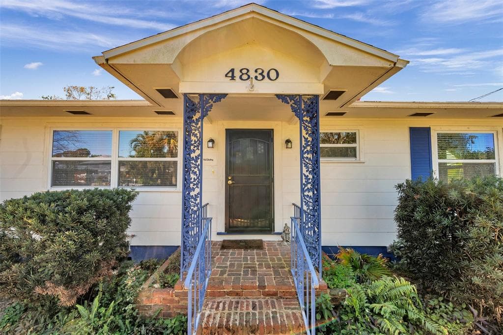 4830 14TH AVENUE N ST PETERSBURG, FL 33713