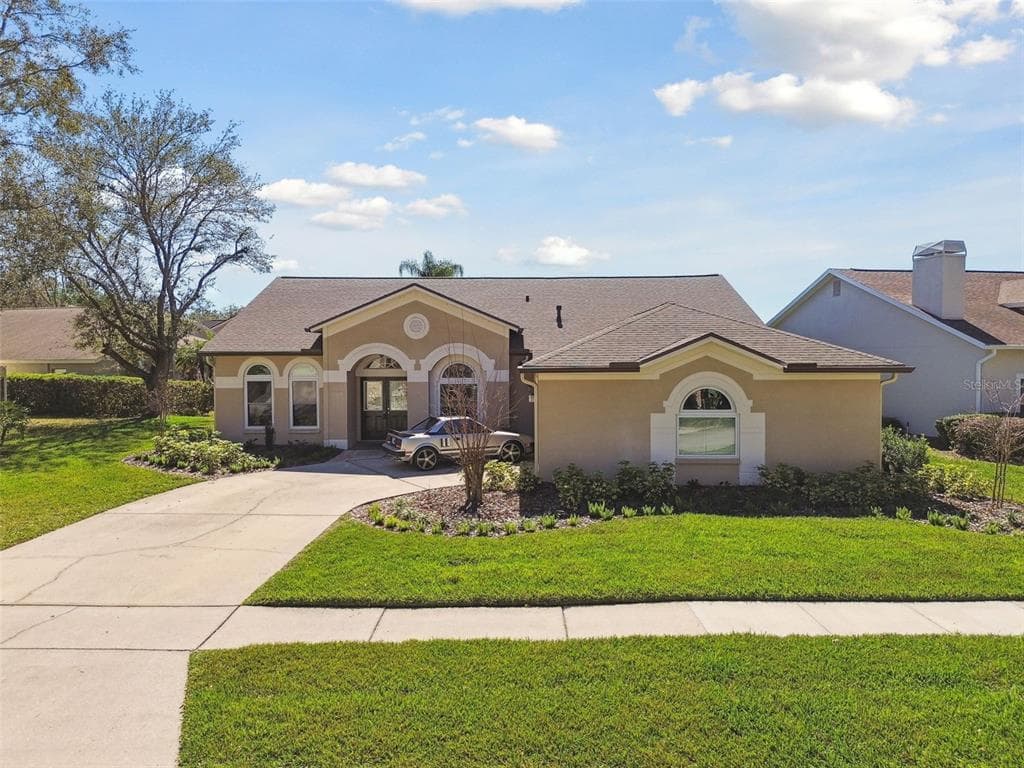10115 WHISPER POINTE DRIVE TAMPA, FL 33647