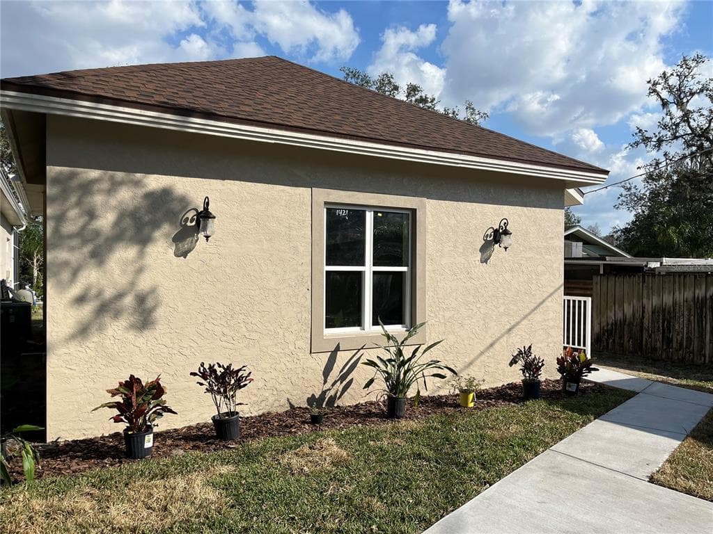 303 CINDY LANE UNIT C BRANDON, FL 33511