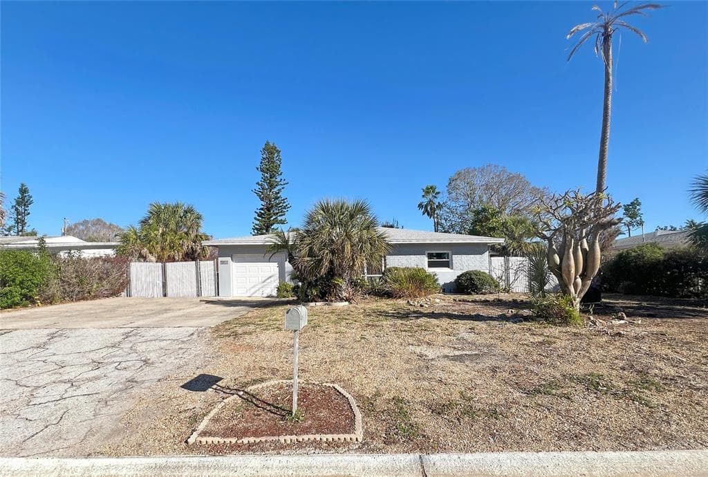 318 41ST AVENUE ST PETE BEACH, FL 33706