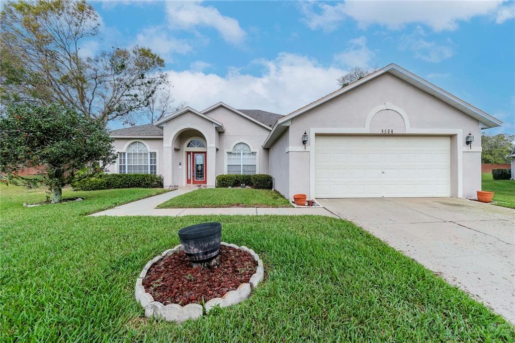 8604 HERONS COVE PLACE TAMPA, FL 33647
