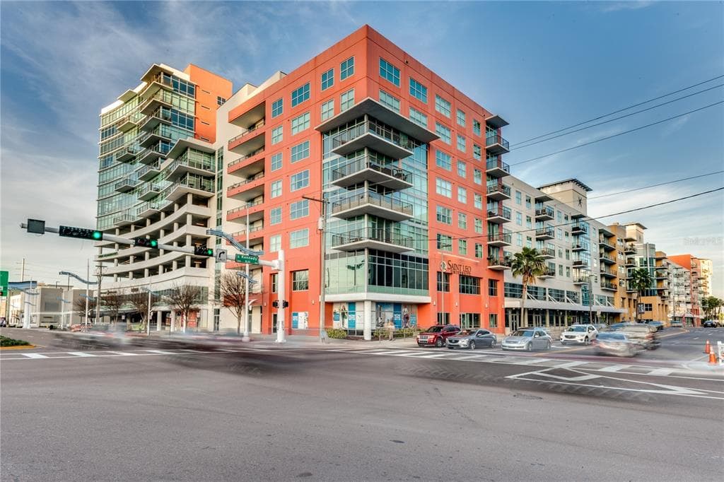 1120 E KENNEDY BOULEVARD UNIT 917 TAMPA, FL 33602