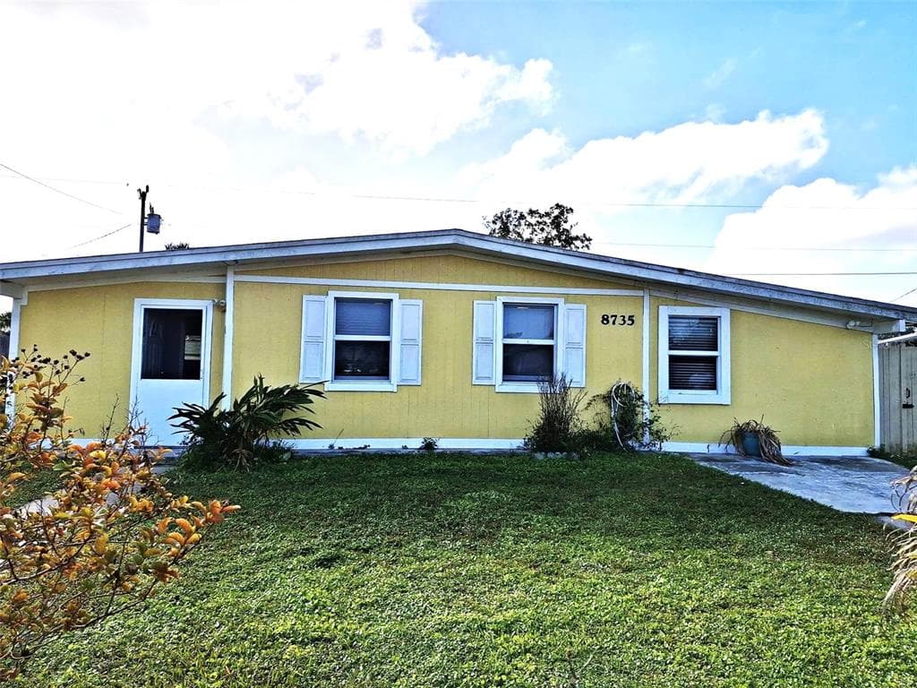 8735 CRISTOBAL AVENUE UNIT 2 NORTH PORT, FL 34287
