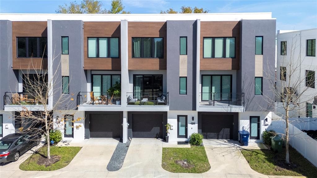 2705 N BOULEVARD UNIT 2