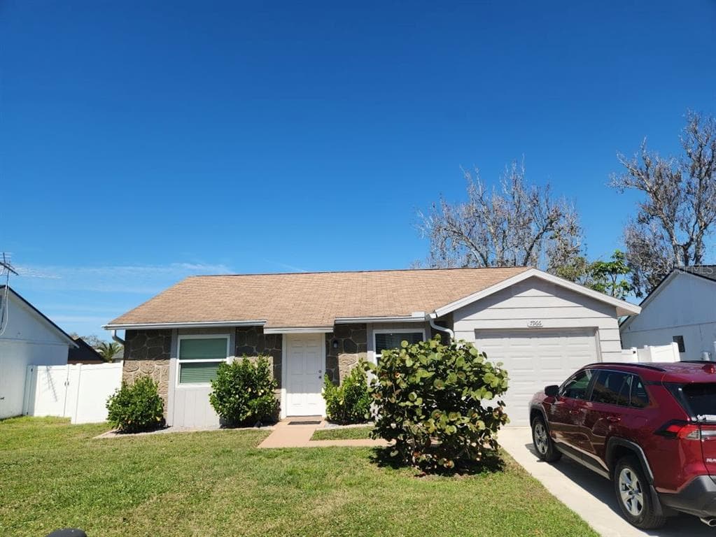 7966 KNOX LOOP NEW PORT RICHEY, FL 34655