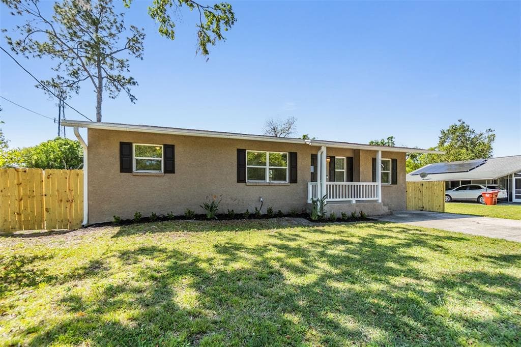 1817 E CALHOUN STREET PLANT CITY, FL 33563