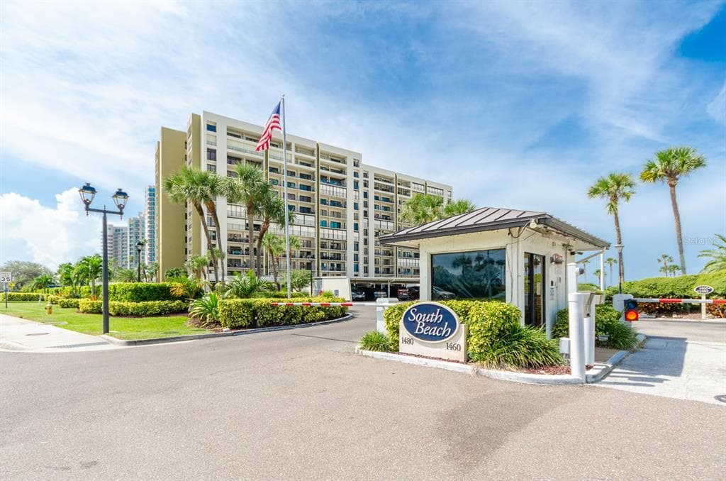 1480 GULF BOULEVARD UNIT 409 CLEARWATER BEACH, FL 33767