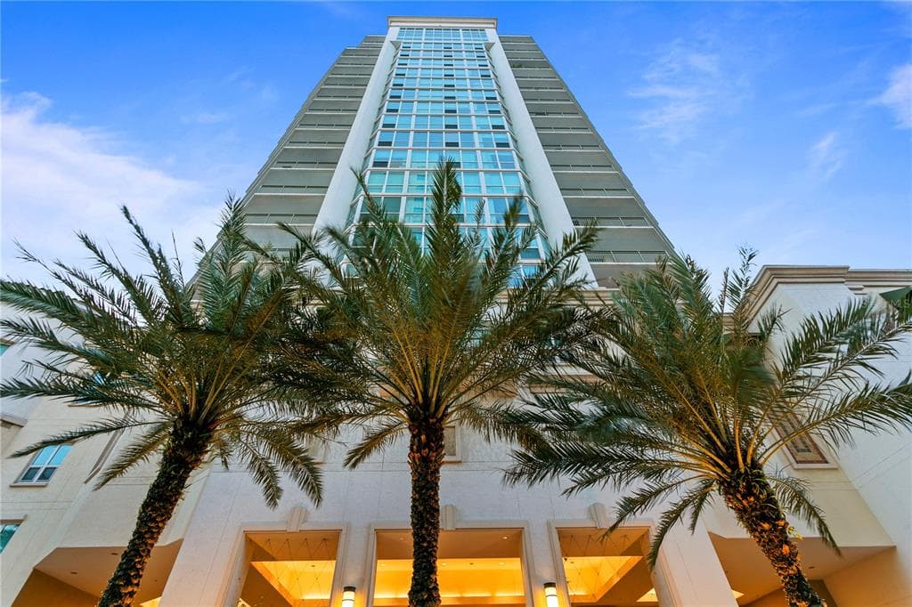 450 KNIGHTS RUN AVENUE UNIT 1805