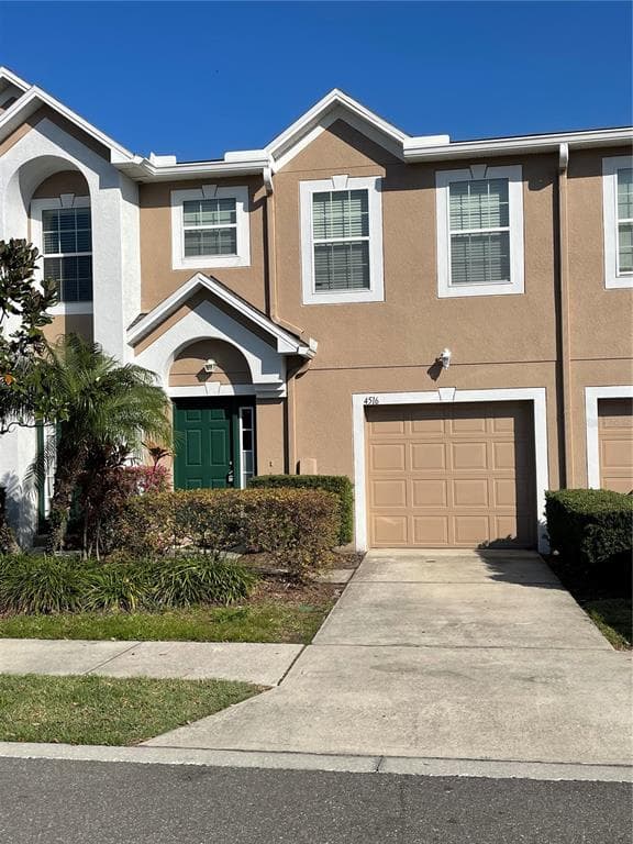 4516 ASHBURN SQUARE DRIVE TAMPA, FL 33610