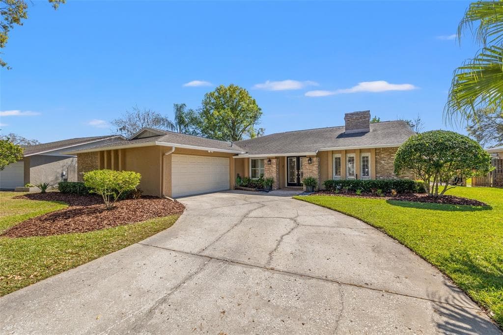 4010 PRIORY CIRCLE TAMPA, FL 33618