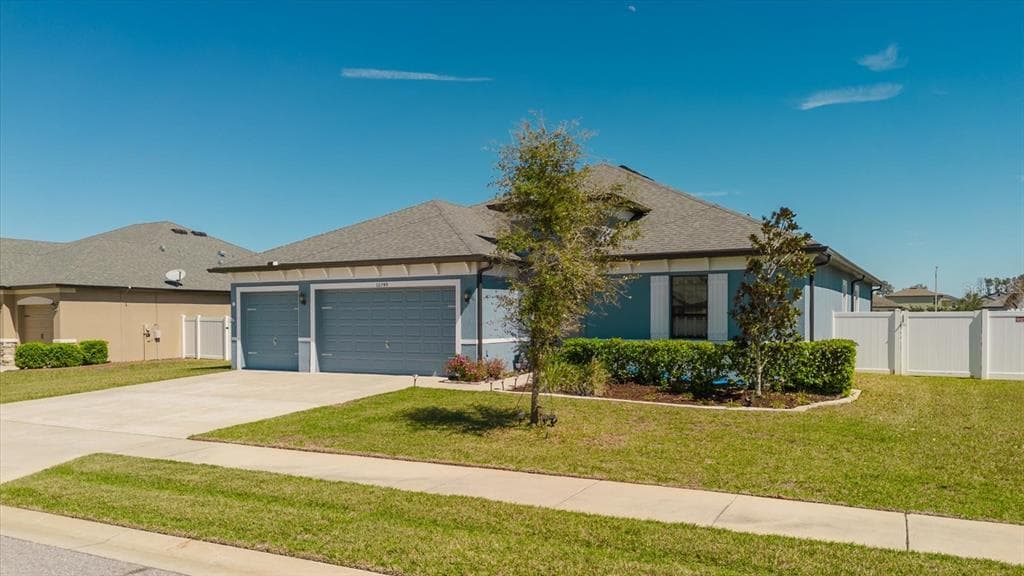12749 WEATHERSTONE DR