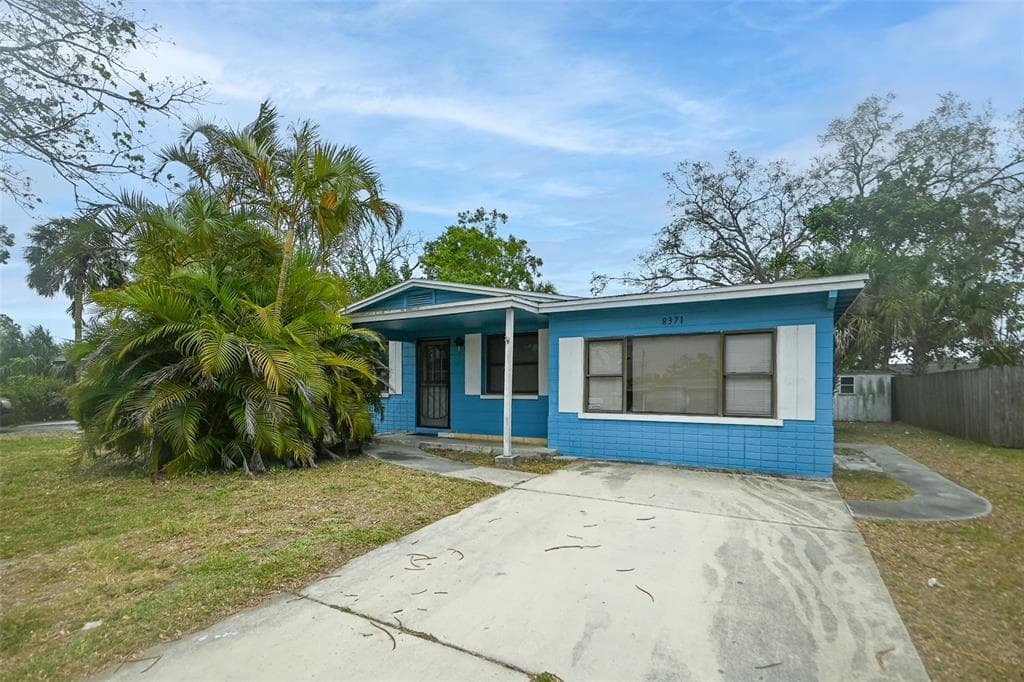 8371 55TH STREET N PINELLAS PARK, FL 33781