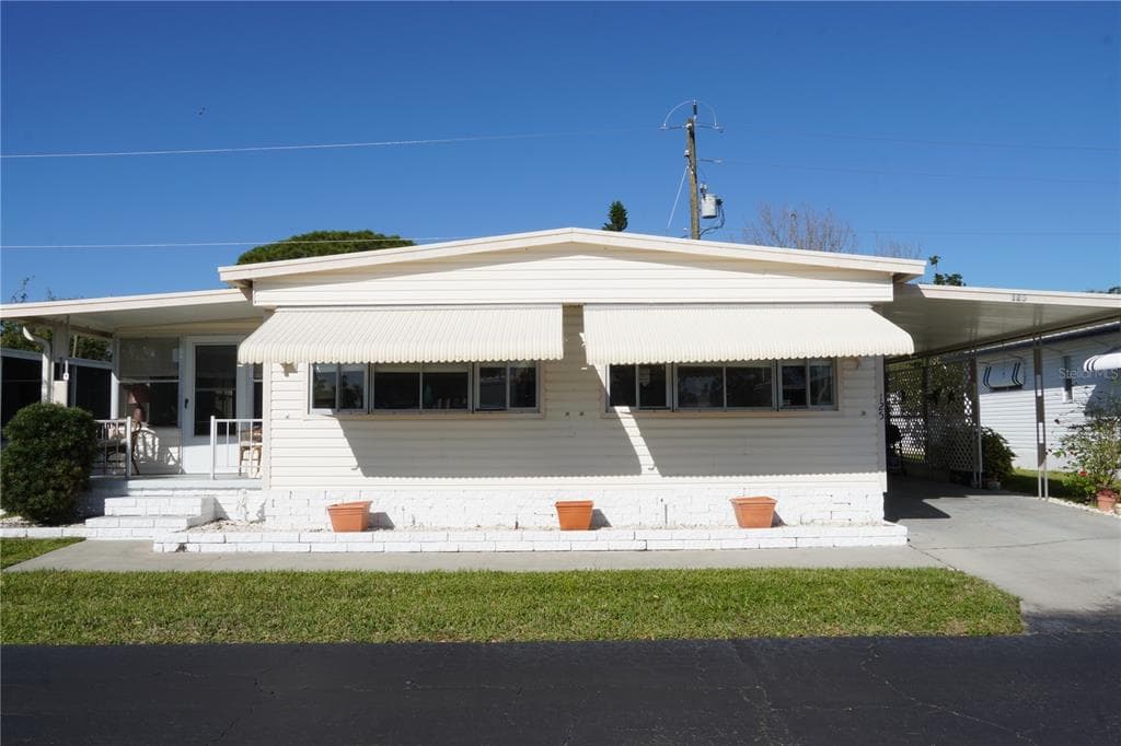 7880 54TH AVENUE N UNIT 125