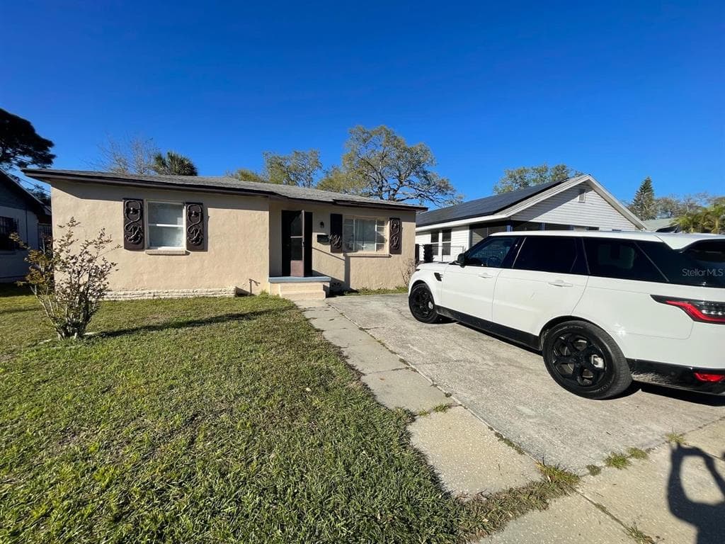 625 16TH AVENUE S UNIT B ST PETERSBURG, FL 33701