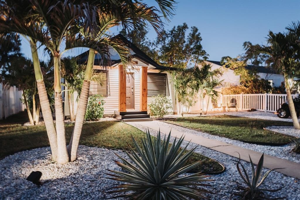 5105 28TH AVENUE S GULFPORT, FL 33707