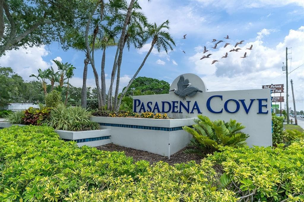 1316 PASADENA AVENUE S UNIT 301 SOUTH PASADENA, FL 33707