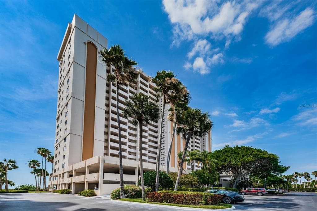 1270 GULF BOULEVARD UNIT 506