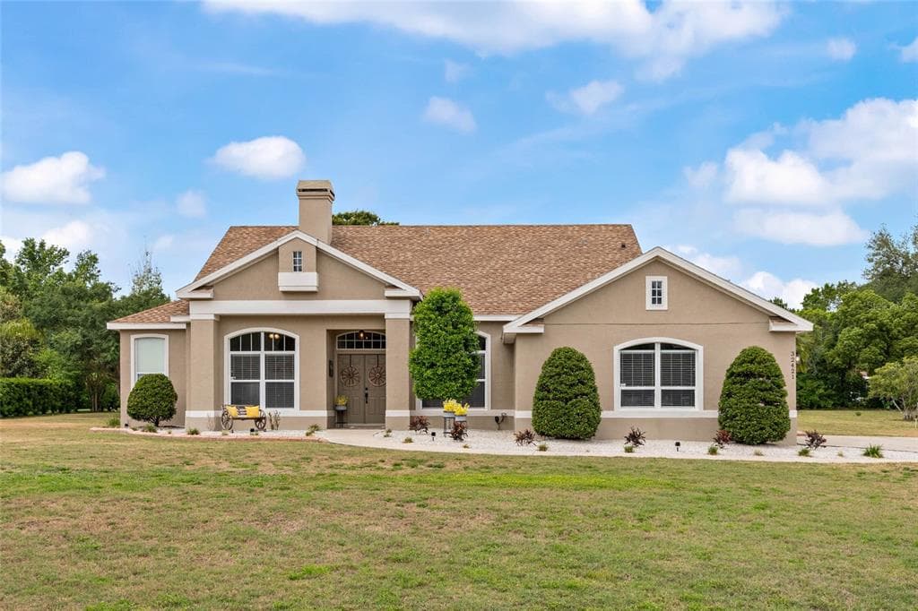 32421 WOLFS TRAIL