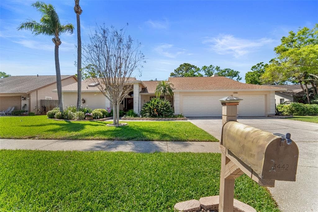 3442 BEECH TRAIL CLEARWATER, FL 33761