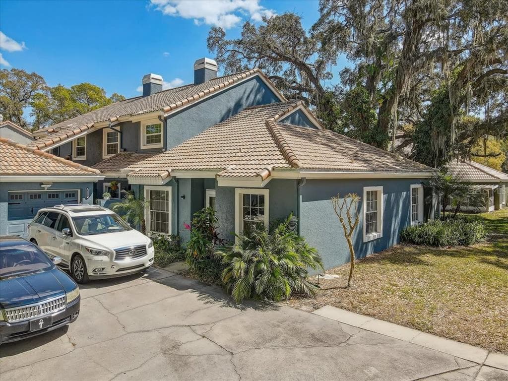 4524 OAK ARBOR CIRCLE ORLANDO, FL 32802