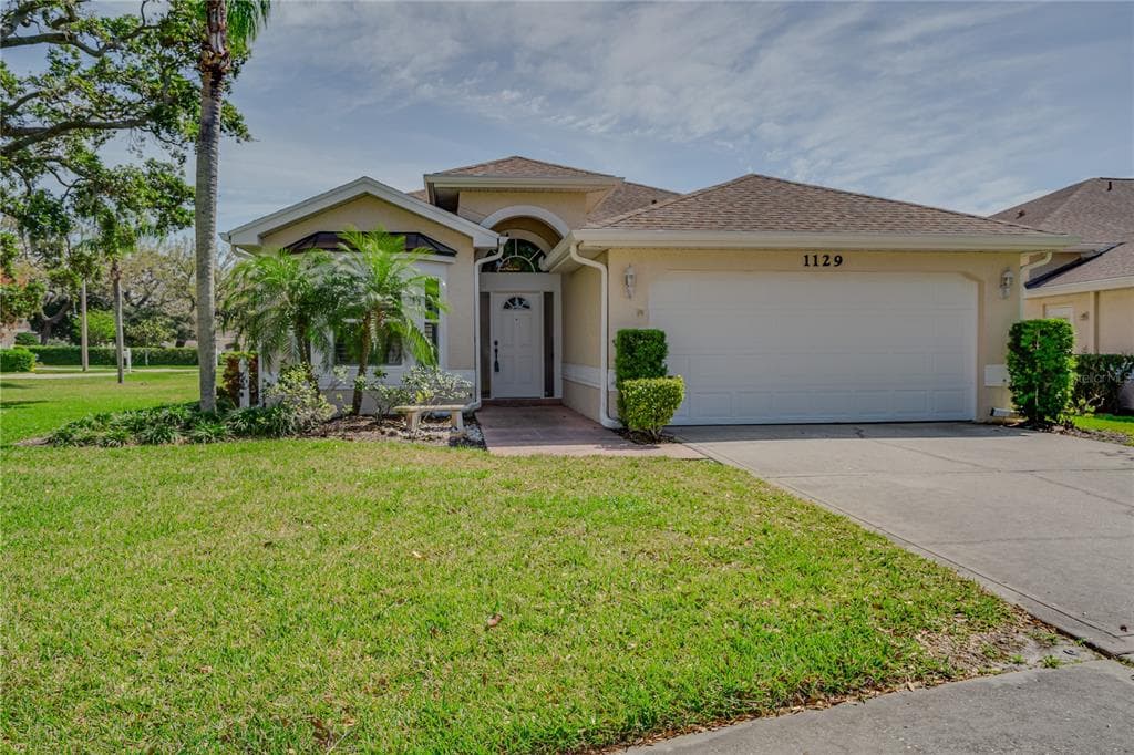 1129 HALEY LANE DUNEDIN, FL 34698