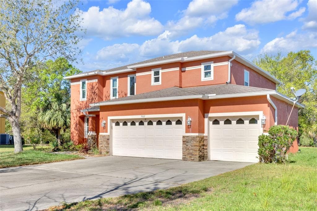 9102 KENTUCKY DAY COURT GIBSONTON, FL 33534
