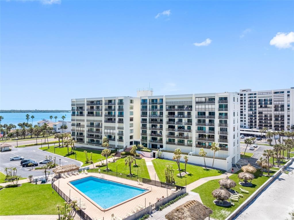 1430 GULF BOULEVARD UNIT 309 CLEARWATER BEACH, FL 33767