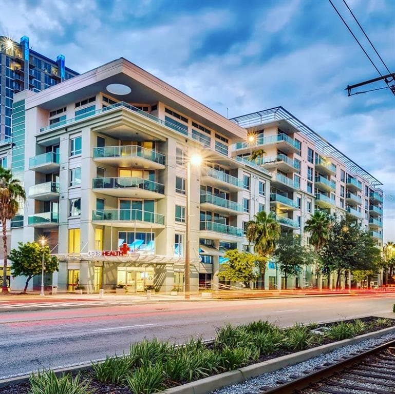 111 N 12TH STREET UNIT 1407 TAMPA, FL 33602